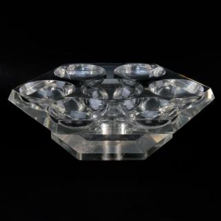 Appraisal: Modern Lucite Lazy Susan Style Serving Dish Modern Lucite Lazy