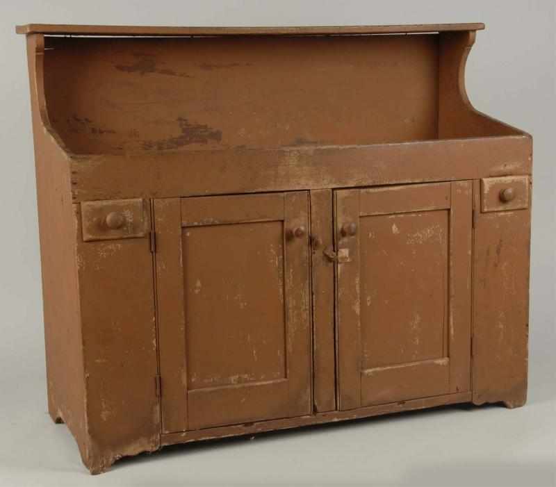 Appraisal: Early Wooden Dry Sink Description Mid to late s With