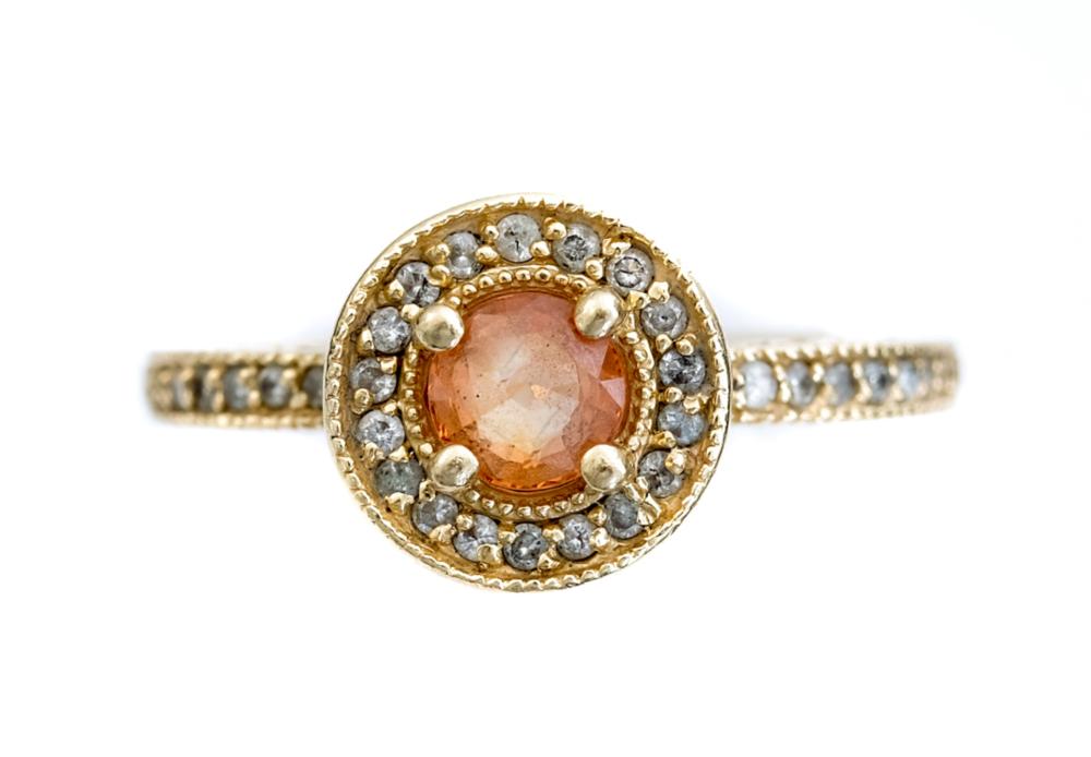 Appraisal: DESIGNER EFFY K YG MORGANITE RING W DIAMONDSDesigner EFFY k