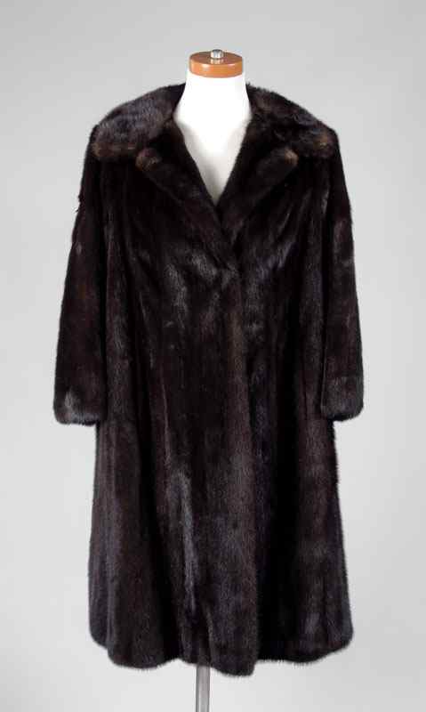 Appraisal: CHOCOLATE BROWN FULL LENGTH MINK COAT Marshall Field label As