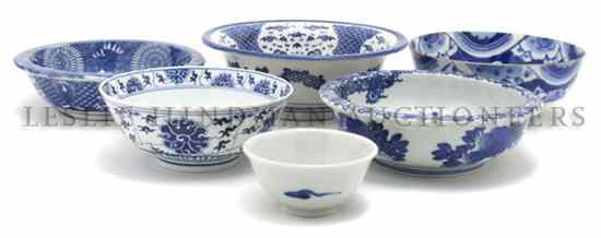 Appraisal: A Collection of Eleven Asian Blue and White Porcelain Bowls