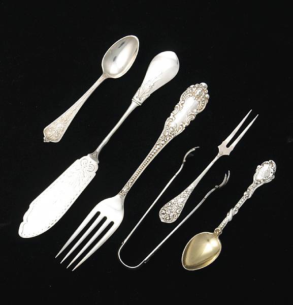 Appraisal: A group of sterling flatware Comprising New Tipt butter serving