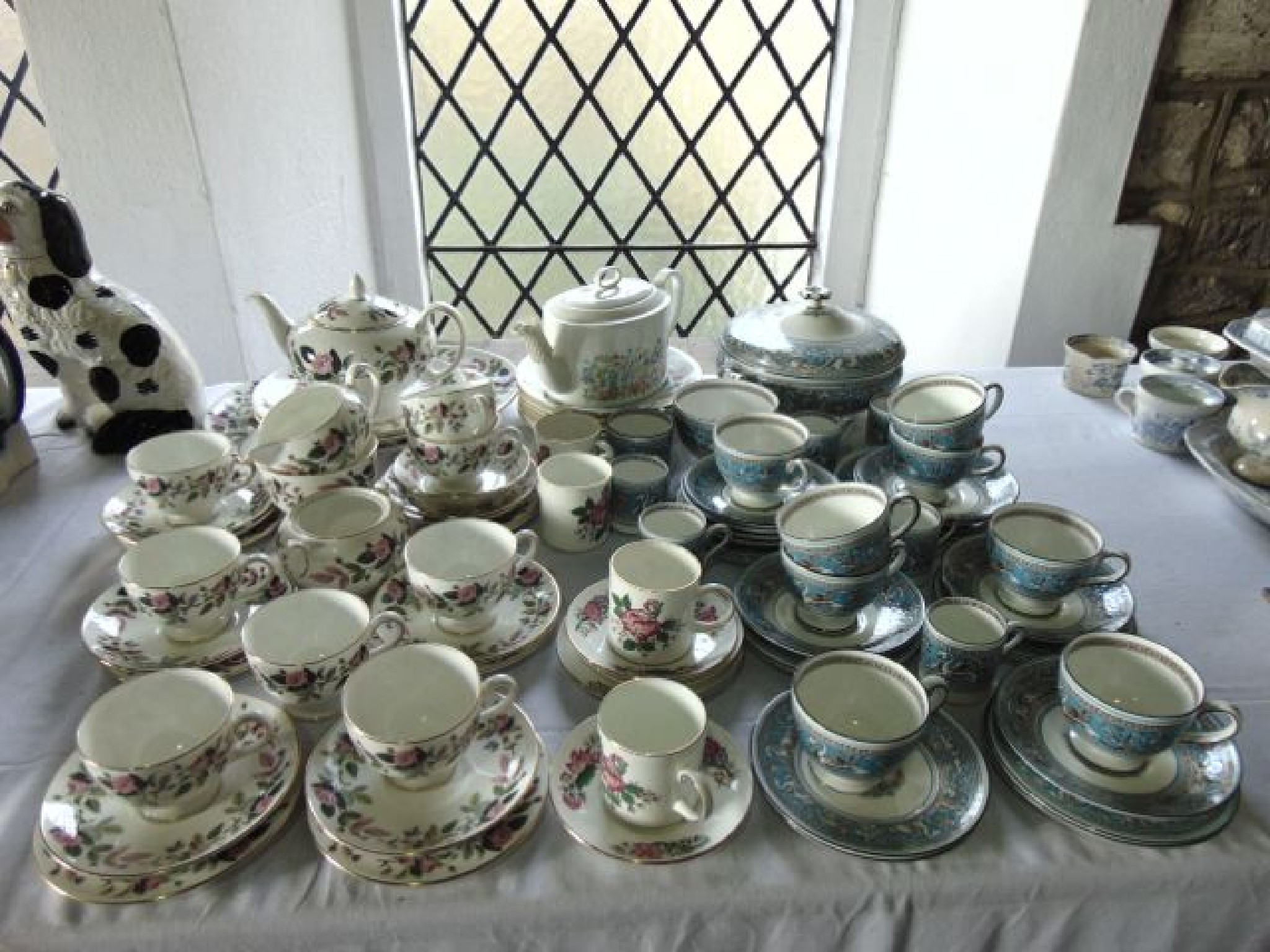 Appraisal: A quantity of Wedgwood Florentine pattern wares number W comprising