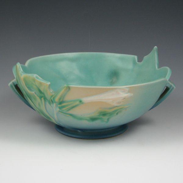 Appraisal: Roseville blue Thornapple bowl with molded rim Marked Roseville -