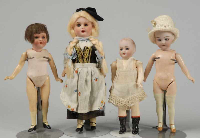 Appraisal: Lot of German Bisque Child Dolls Description All have bisque