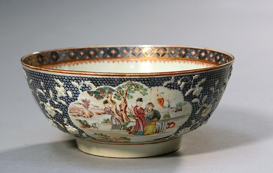 Appraisal: th C Chinese bowl th C Chinese bowl with blossom