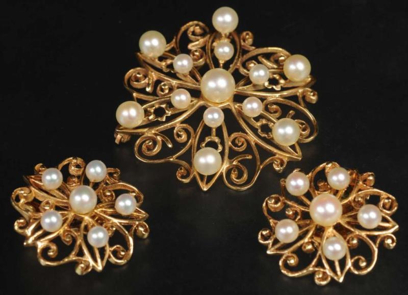 Appraisal: Lot of Antique Jewelry K Y Gold Pearl Set Description