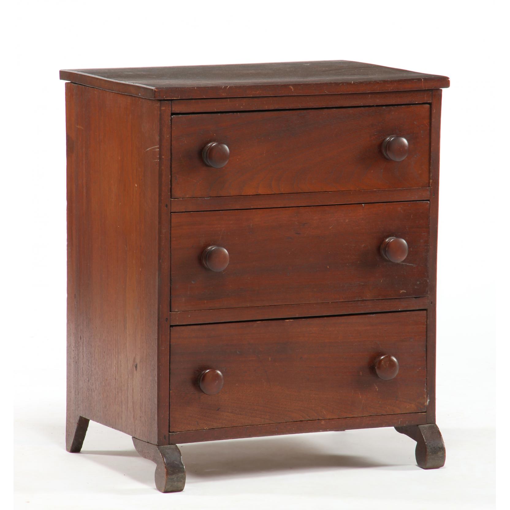 Appraisal: North Carolina Child's Chest of Drawers Piedmont region circa walnut