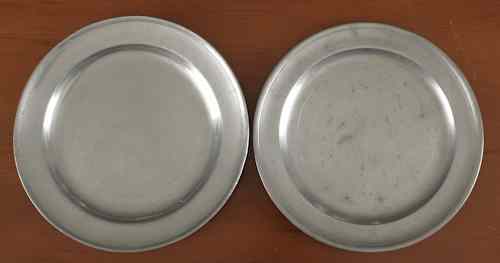 Appraisal: Two Boston Massachusetts pewter plates ca bearing the touch of