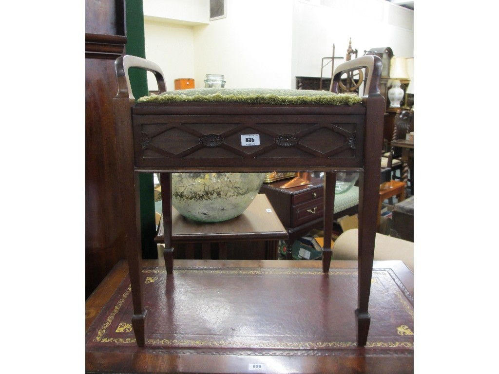 Appraisal: Mahogany piano stool