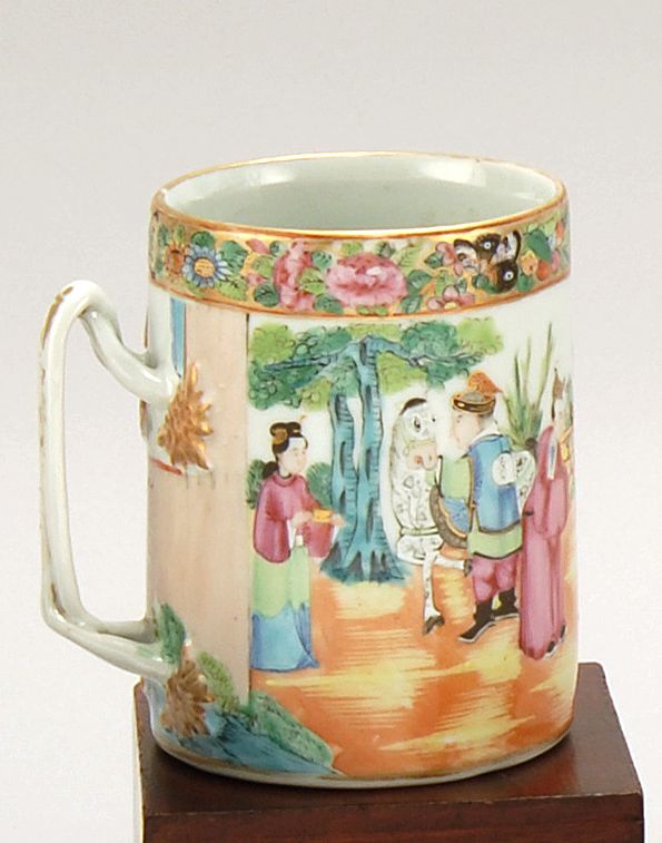 Appraisal: CHINESE EXPORT ROSE MANDARIN PORCELAIN MUG Second Quarter of the