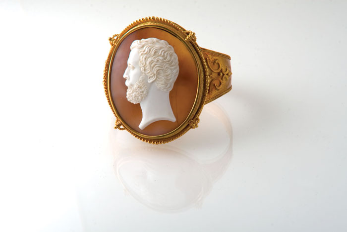 Appraisal: ANTIQUE SHELL CAMEO AND GOLD BANGLE BRACELET The bracelet is