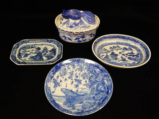 Appraisal: ASIAN th C Chinese blue and white pottery four pieces