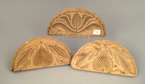 Appraisal: Three carved buttermolds th c