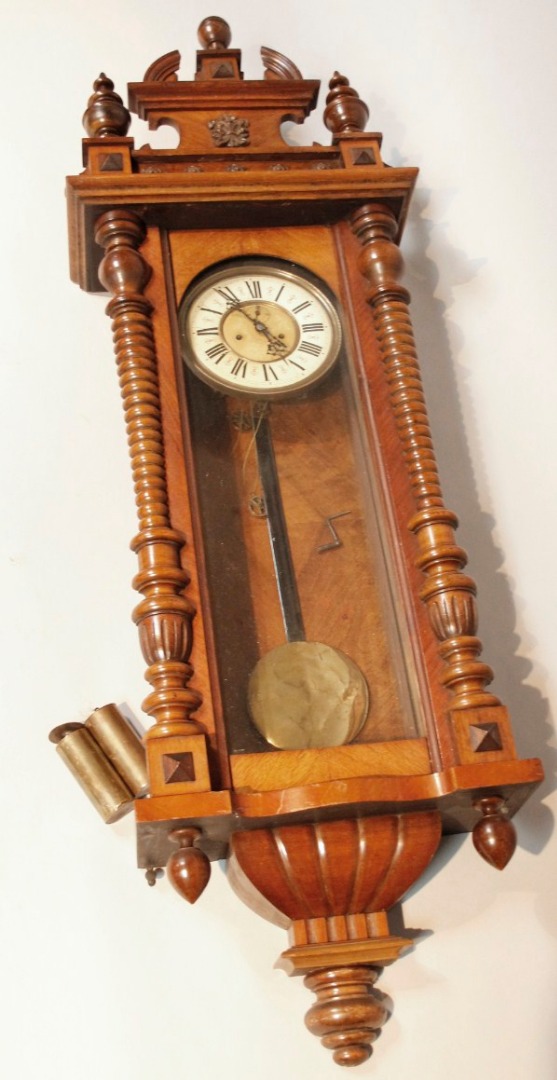 Appraisal: A thC walnut cased Vienna wall clock of large proportion