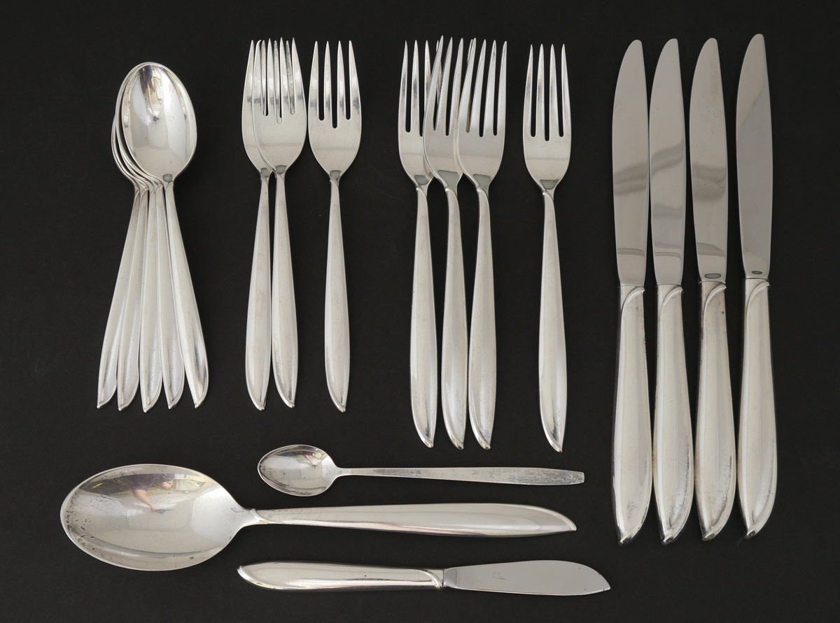 Appraisal: INTERNATIONAL STERLING SILVER RHYTHM FLATWARE pieces in the Silver Rhythm