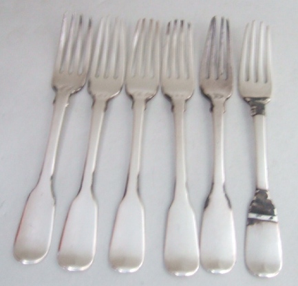 Appraisal: Six silver fiddle pattern dessert forks four London and two