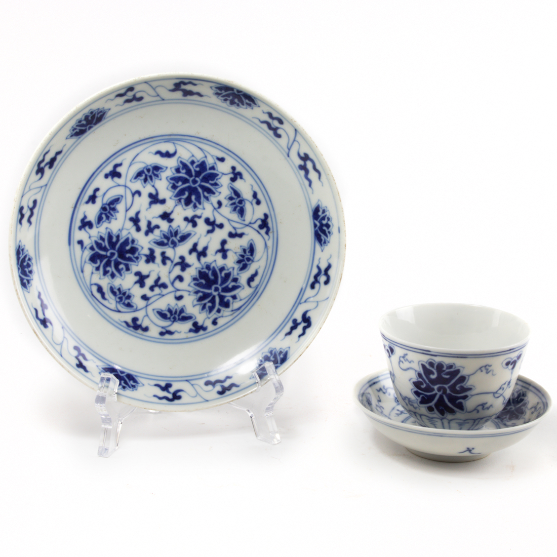 Appraisal: CHINESE BLUE AND WHITE WARES Chinese blue and white wares