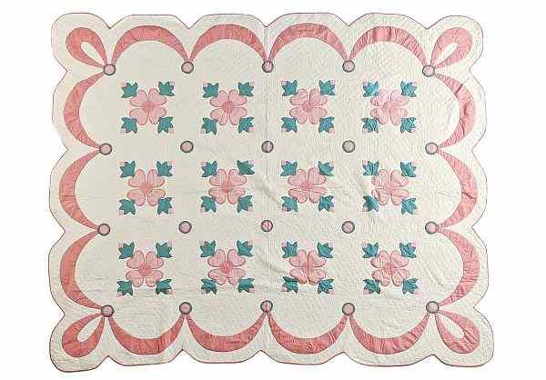 Appraisal: Floral appliqu quilt with a swag border early th c