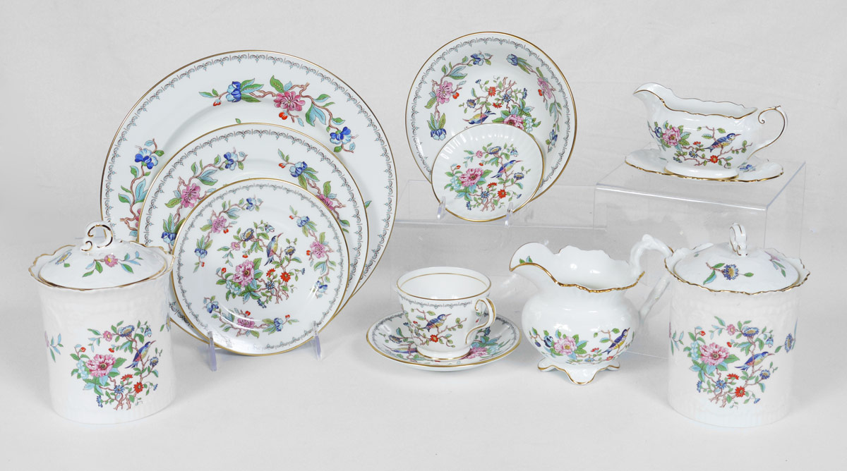 Appraisal: AYNSLEY ''PEMBROKE'' FINE CHINA Approx pieces to include dinner plates