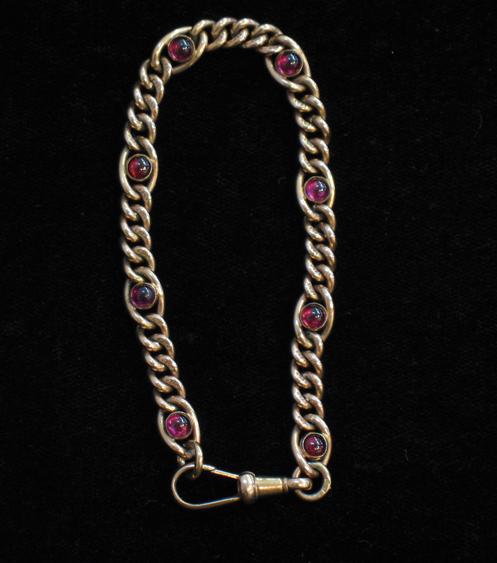 Appraisal: A TH CENTURY CT ROSE GOLD CURB LINK BRACELET with