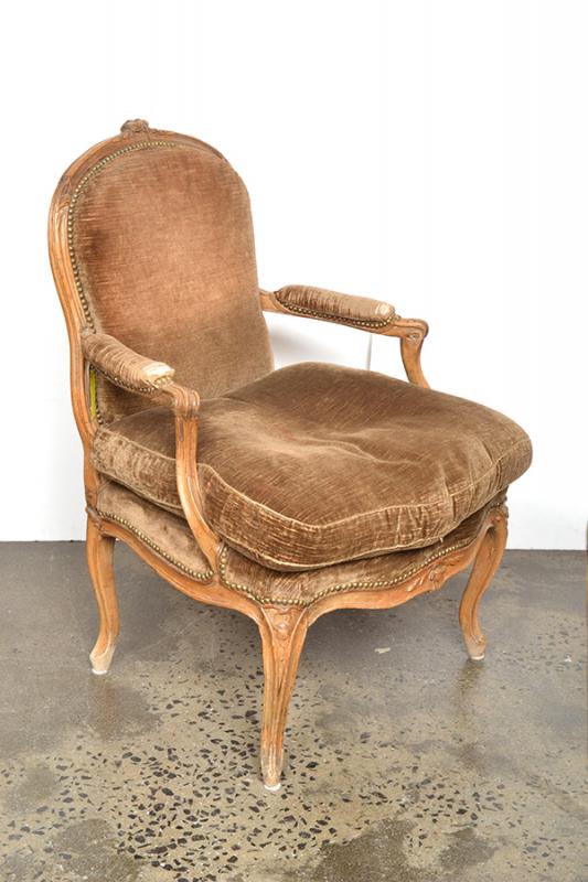 Appraisal: A LOUIS XV BERGEREthe fitted back loose seat cushion and