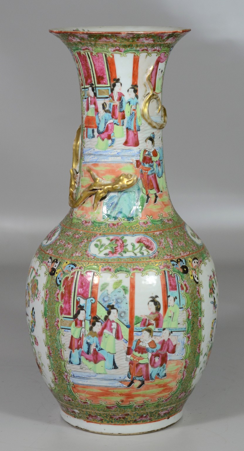 Appraisal: Large Chinese Export Rose Medallion porcelain vase with entwined dragons