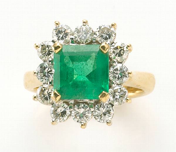 Appraisal: An emerald diamond and k gold ring estimated emerald weight