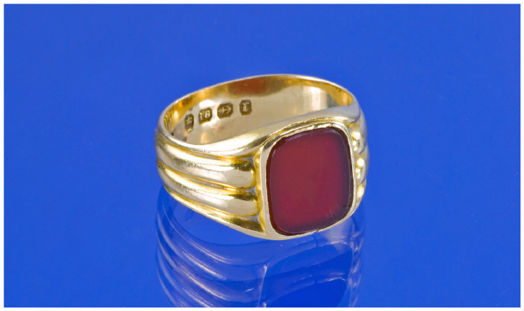 Appraisal: Gents ct Gold Signet Ring Set With A Red Agate