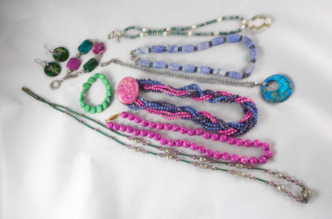 Appraisal: TEN ARTICLES OF JEWELRY including six necklaces two bracelets and