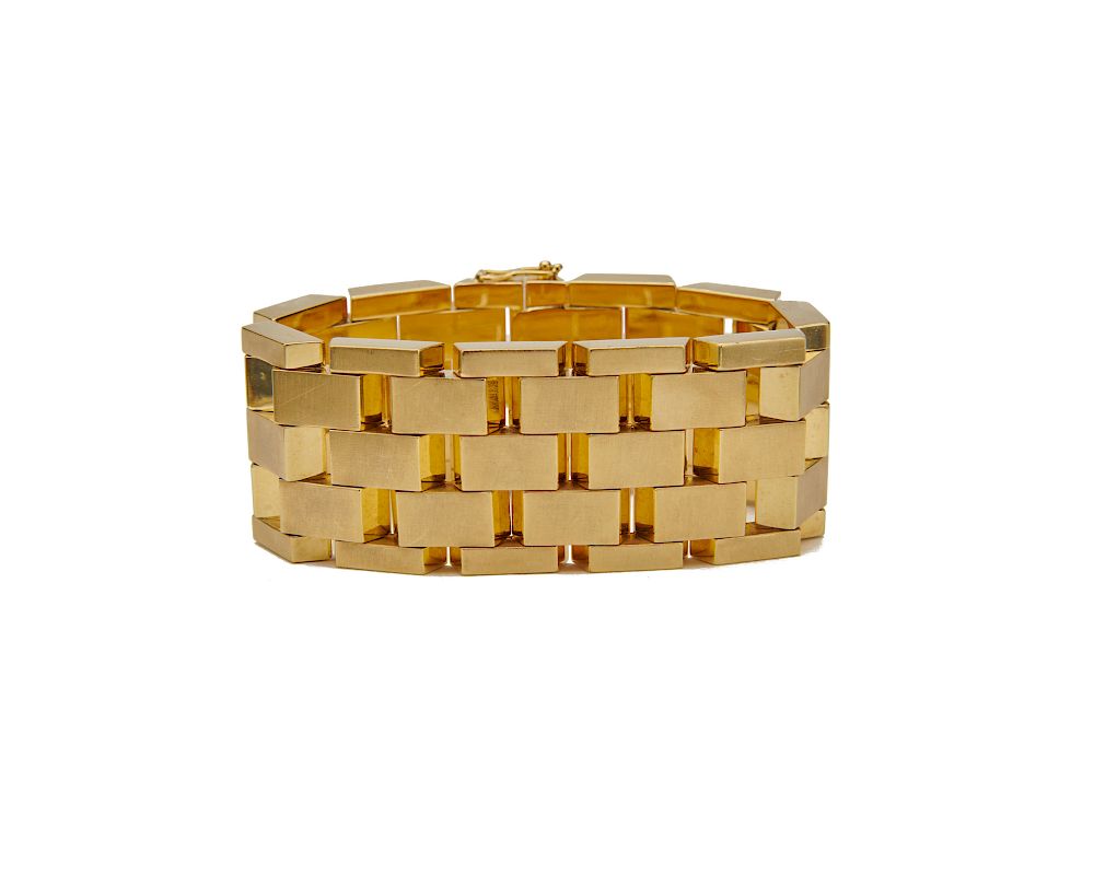 Appraisal: K Gold Fancy Link Bracelet K Gold Fancy Link Bracelet