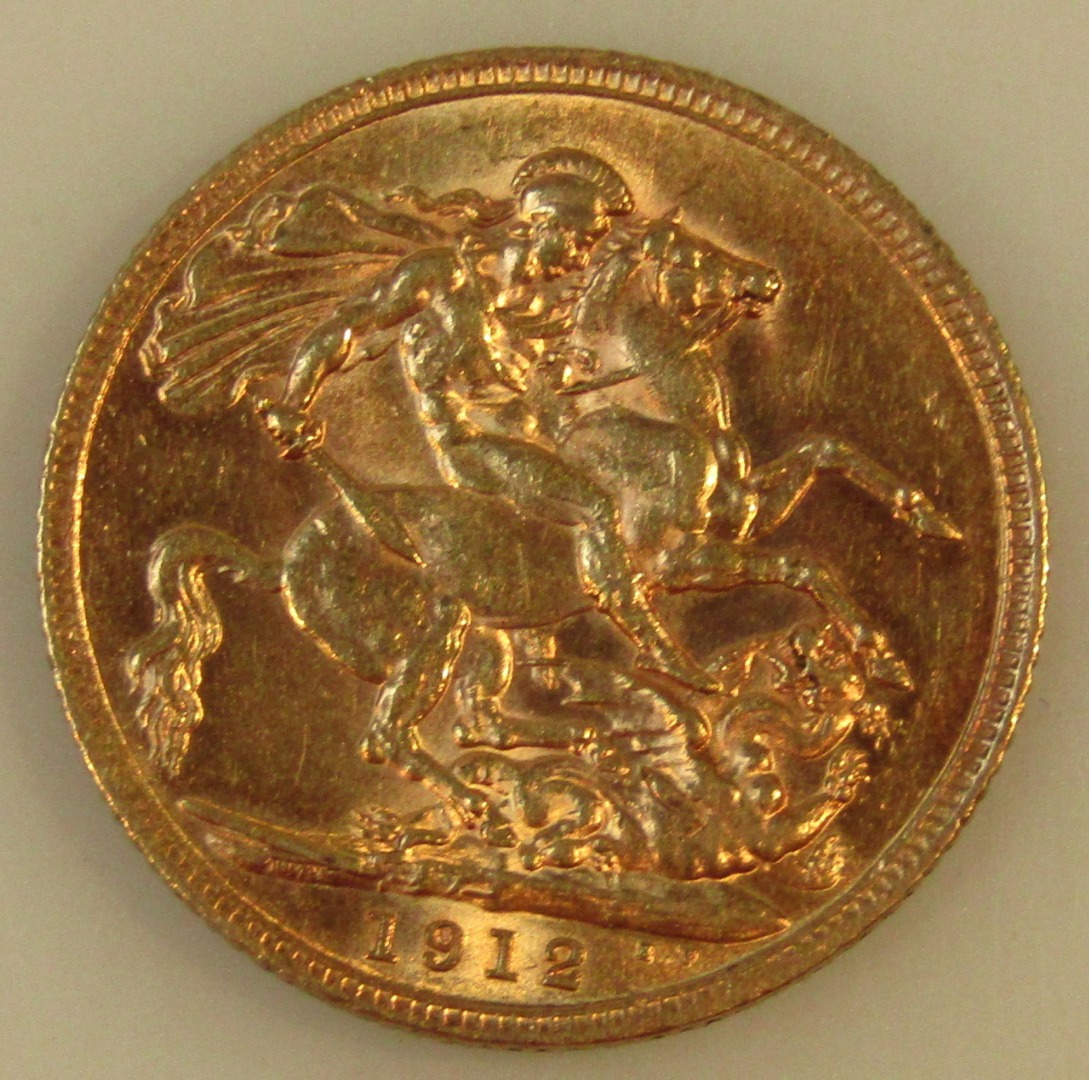 Appraisal: A George V full gold sovereign dated g