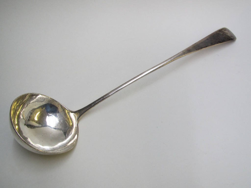 Appraisal: A George III silver soup ladle with ladle with family