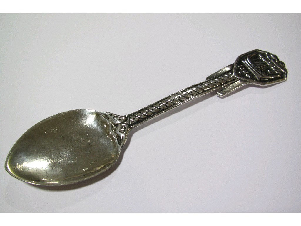 Appraisal: Alexander Ritchie silver jam spoon with galley abpve Iona terminal