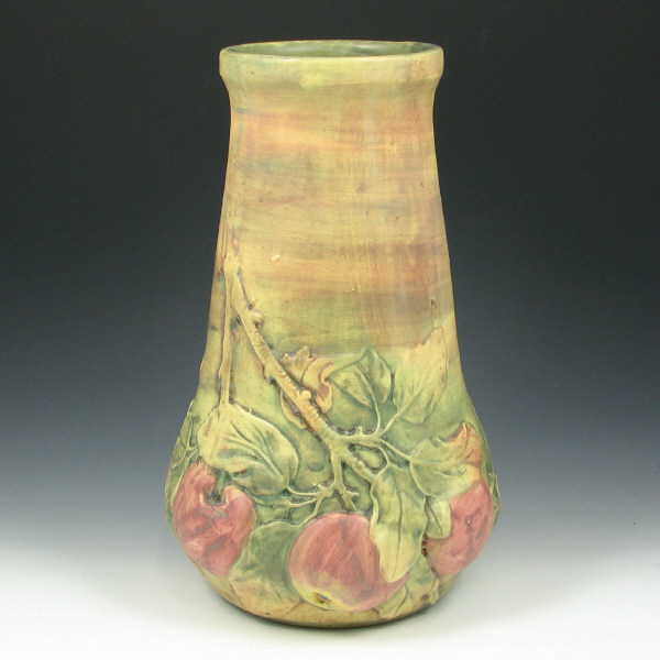 Appraisal: Weller Baldin Vase - Mint Weller Baldin vase in green