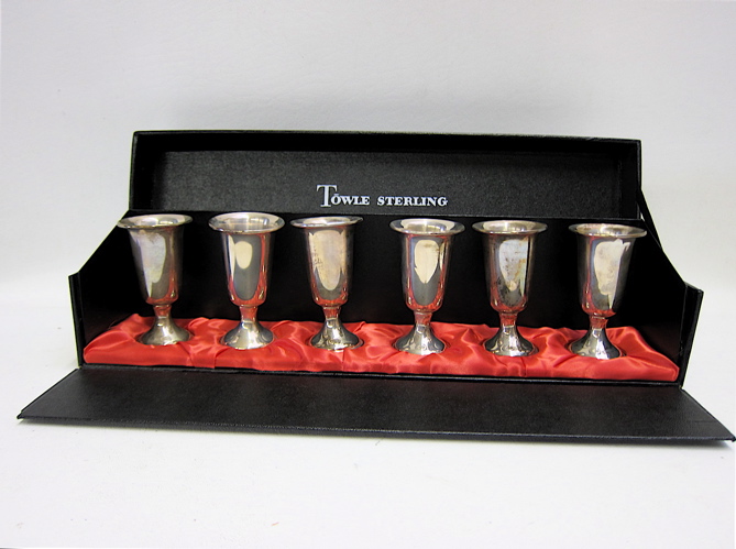 Appraisal: SET OF TWELVE TOWLE STERLING SILVER CORDIALS pattern Heights inches