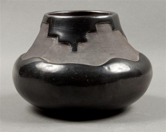 Appraisal: Isabel Pena Native American - San Idelfonso blackware pottery jar