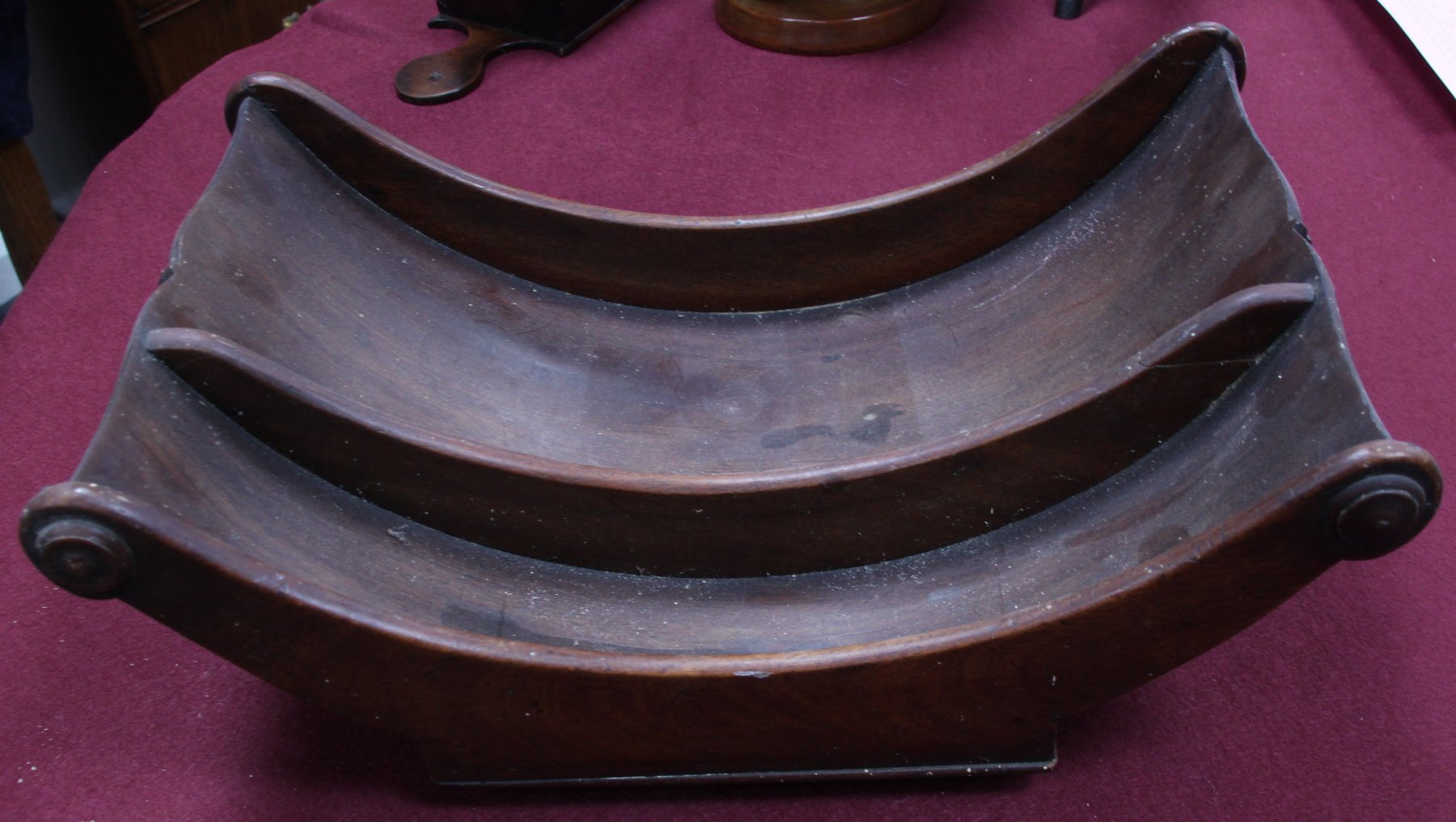 Appraisal: A Georgian mahogany cheese coaster on brass castors cm wide