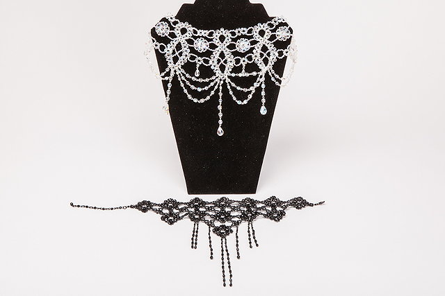 Appraisal: A black elaborate faceted bead choker necklace with large beaded