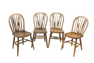 Appraisal: A pair of ash and elm Windsor side chairs by