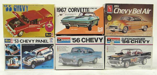 Appraisal: Plastic Chevrolet model kits Lot consisting of assorted manufactured Chevrolet