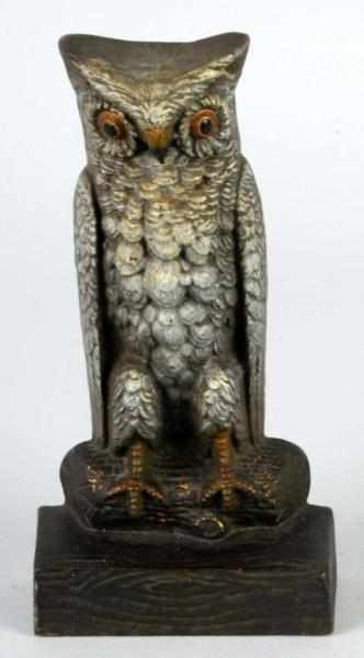 Appraisal: Cast Iron Owl on Base Doorstop Description Made by Bradley