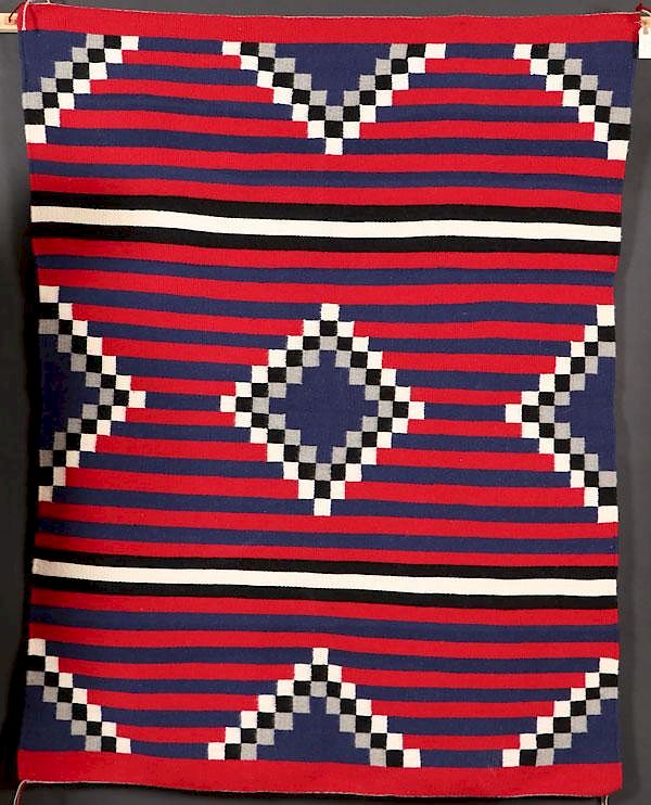 Appraisal: A SOUTHWEST NAVAJO HANDWOVEN WOOL RUG A SOUTHWEST NAVAJO HANDWOVEN