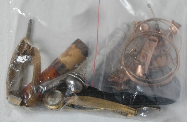 Appraisal: BAG OF ASSORTED SCRAP GOLD AND FINDINGS