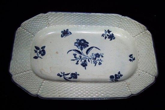 Appraisal: A rectangular Caughley plate decorated a butterfly and detached sprays