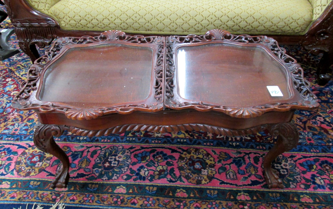 Appraisal: CHIPPENDALE STYLE MAHOGANY DOUBLE TRAY-TOP COFFEE TABLE American mid- th