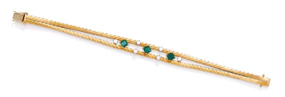 Appraisal: GOLD TOURMALINE AND DIAMOND BRACELET Yellow gold Elegant two-row bracelet