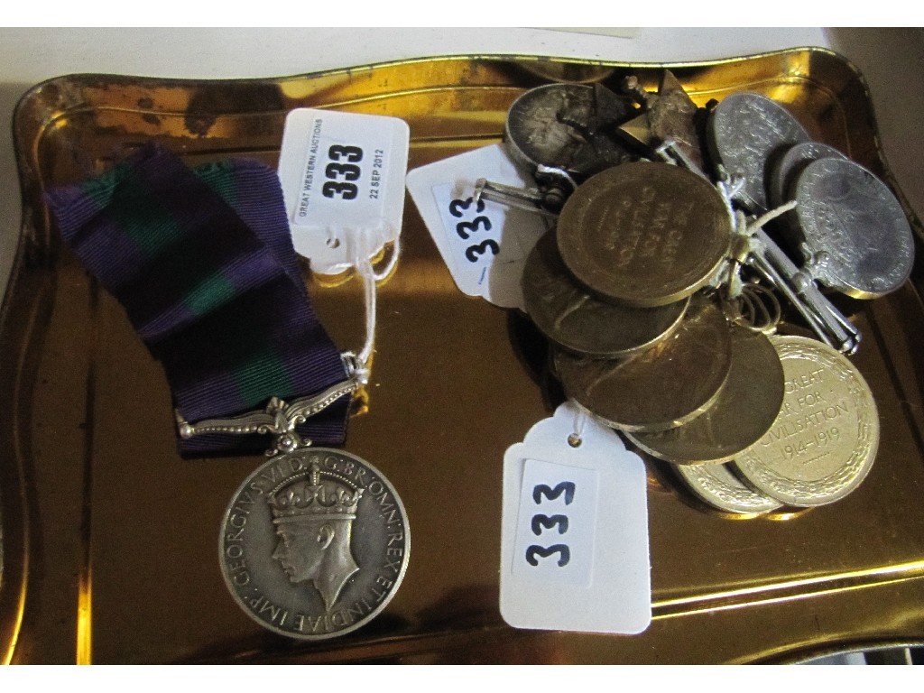 Appraisal: A lot comprising a general service medal to Pte J