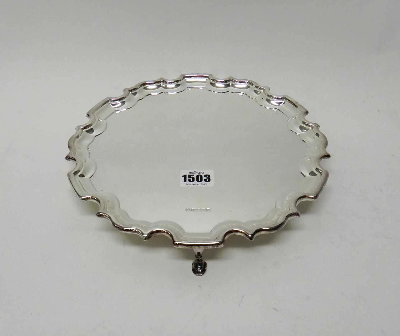 Appraisal: A silver shaped circular salver having a pie-crust rim in