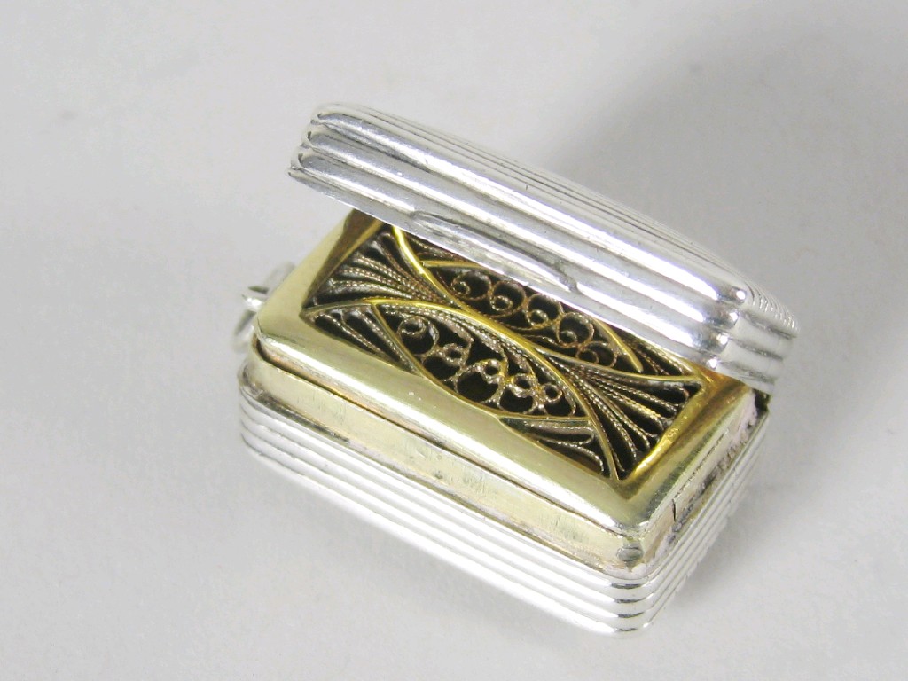 Appraisal: A George III rectangular Vinaigrette with ribbed design and filigree